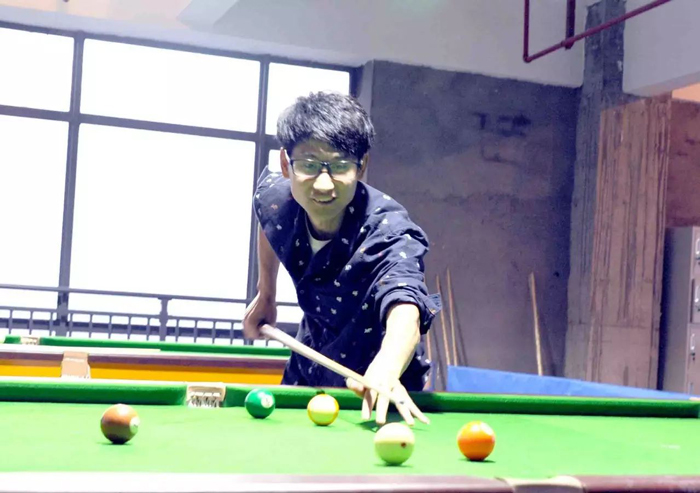 高端拉床,專用機(jī)床,內(nèi)拉床,外拉床,數(shù)控機(jī)床,自動(dòng)化生產(chǎn)線,工業(yè)機(jī)器人