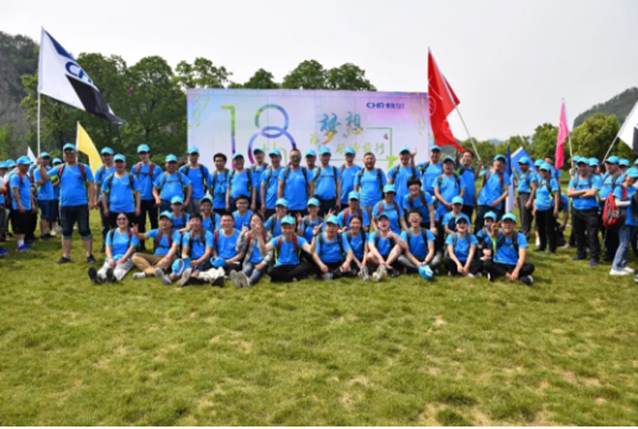 高端拉床,專用機(jī)床,內(nèi)拉床,外拉床,數(shù)控機(jī)床,自動(dòng)化生產(chǎn)線,工業(yè)機(jī)器人