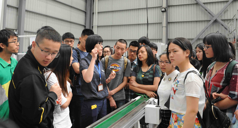 高端拉床,專用機(jī)床,內(nèi)拉床,外拉床,數(shù)控機(jī)床,自動(dòng)化生產(chǎn)線,工業(yè)機(jī)器人,拉床,拉刀,自動(dòng)化