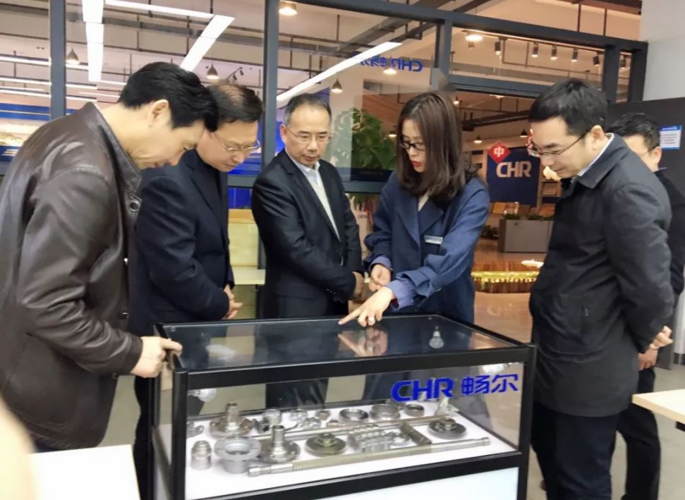 高端拉床,專用機(jī)床,內(nèi)拉床,外拉床,數(shù)控機(jī)床,自動(dòng)化生產(chǎn)線,工業(yè)機(jī)器人,拉床,拉刀,自動(dòng)化