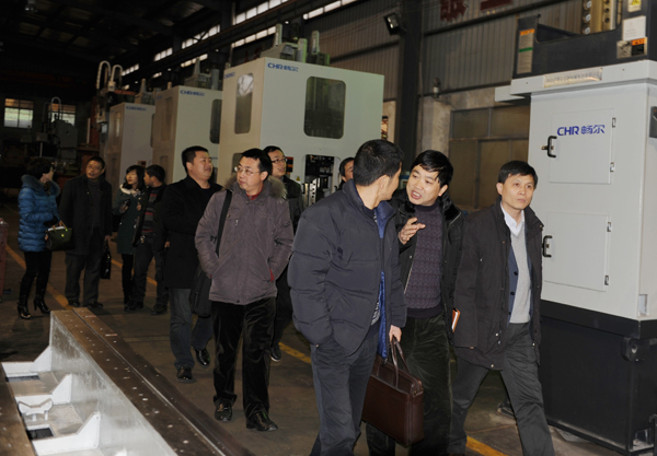 高端拉床,專用機床,內拉床,外拉床,數(shù)控機床,自動化生產線,工業(yè)機器人,拉床,拉刀,自動化