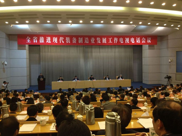 高端拉床,專用機(jī)床,內(nèi)拉床,外拉床,數(shù)控機(jī)床,自動(dòng)化生產(chǎn)線,工業(yè)機(jī)器人,拉床,拉刀,自動(dòng)化