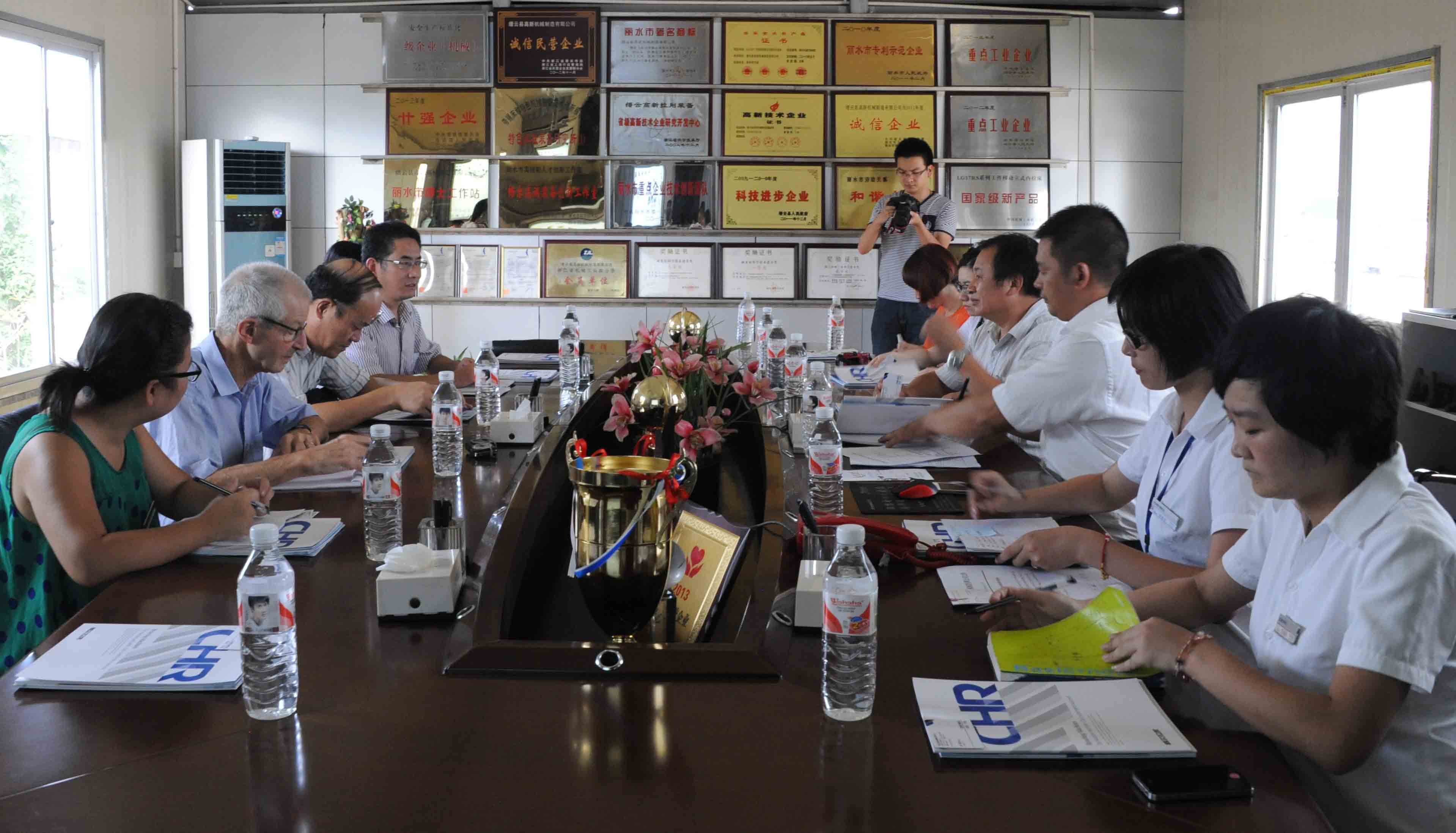 高端拉床,專用機(jī)床,內(nèi)拉床,外拉床,數(shù)控機(jī)床,自動化生產(chǎn)線,工業(yè)機(jī)器人,拉床,拉刀,自動化