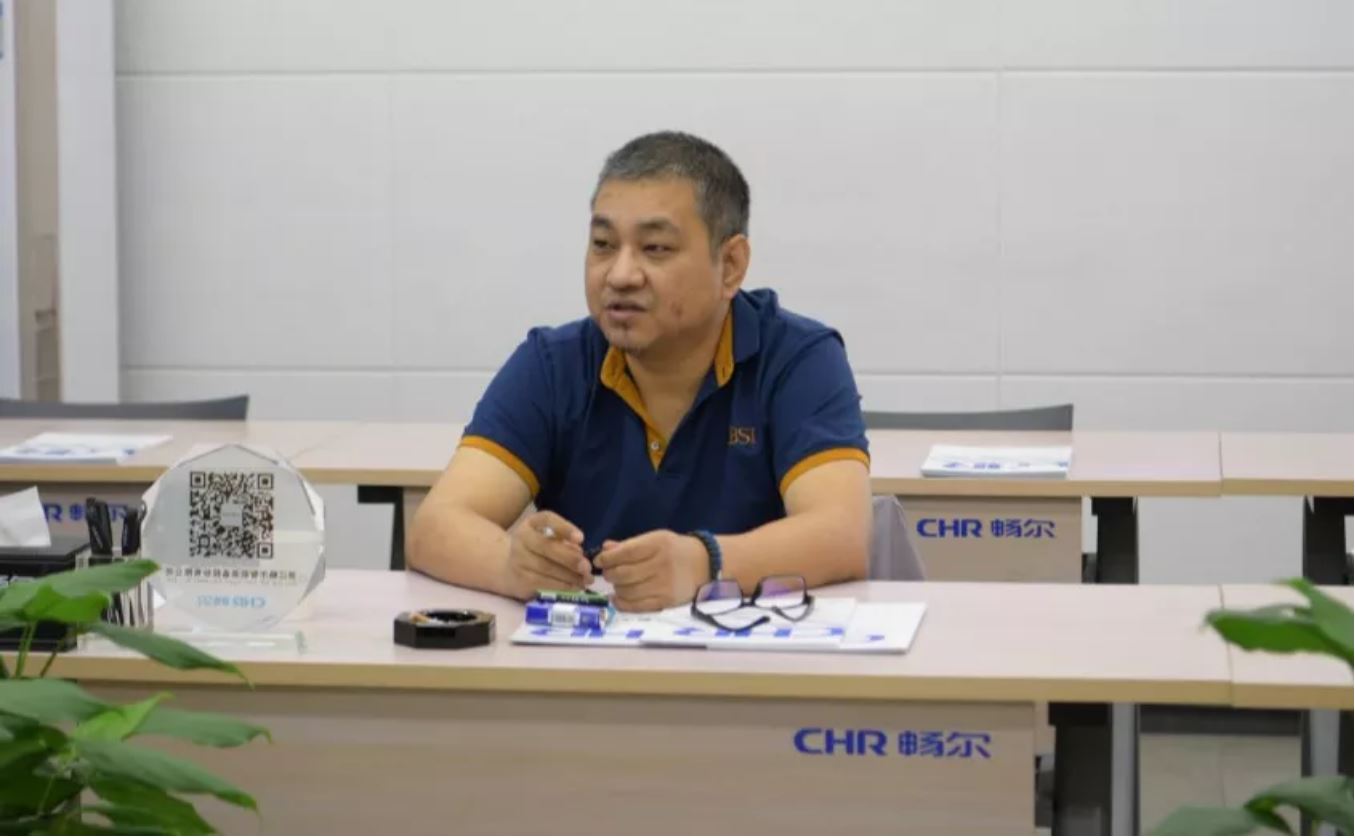 高端拉床,專用機床,內拉床,外拉床,數(shù)控機床,自動化生產線,工業(yè)機器人,拉床,拉刀,自動化