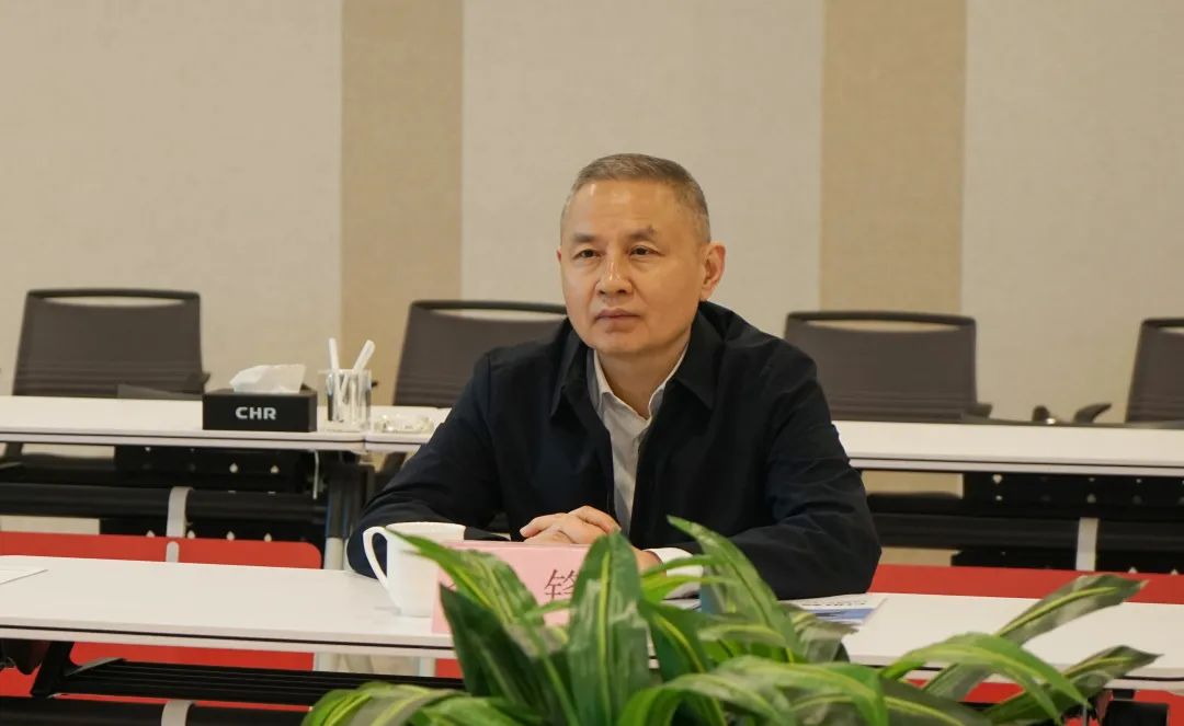 拉床,拉刀,自動化,高端拉床,專用機(jī)床,內(nèi)拉床,外拉床,數(shù)控機(jī)床,自動化生產(chǎn)線,工業(yè)機(jī)器人