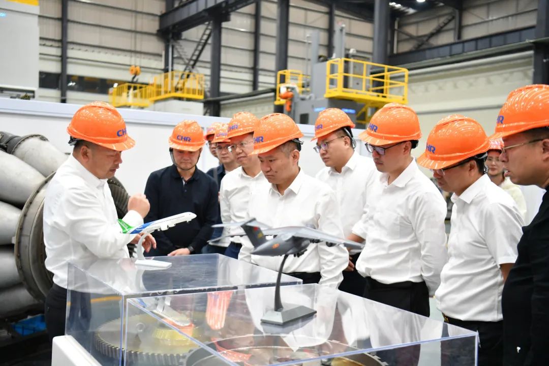 拉床,拉刀,自動(dòng)化,高端拉床,專用機(jī)床,內(nèi)拉床,外拉床,數(shù)控機(jī)床,自動(dòng)化生產(chǎn)線,工業(yè)機(jī)器人