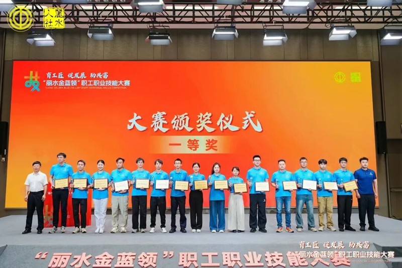 拉床,拉刀,自動化,高端拉床,專用機(jī)床,內(nèi)拉床,外拉床,數(shù)控機(jī)床,自動化生產(chǎn)線,工業(yè)機(jī)器人