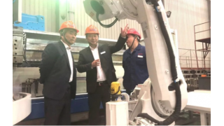 譚建榮院士蒞臨暢爾指導(dǎo)大飛機(jī)項(xiàng)目