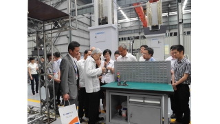 中國工程院院士潘健生、上海交大材料學(xué)院黨委書記徐洲一行調(diào)研企業(yè)